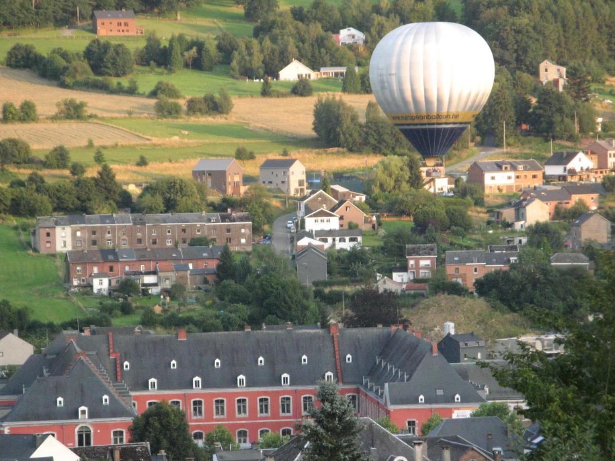 Villa Le Petit Moussis Stavelot Exterior foto